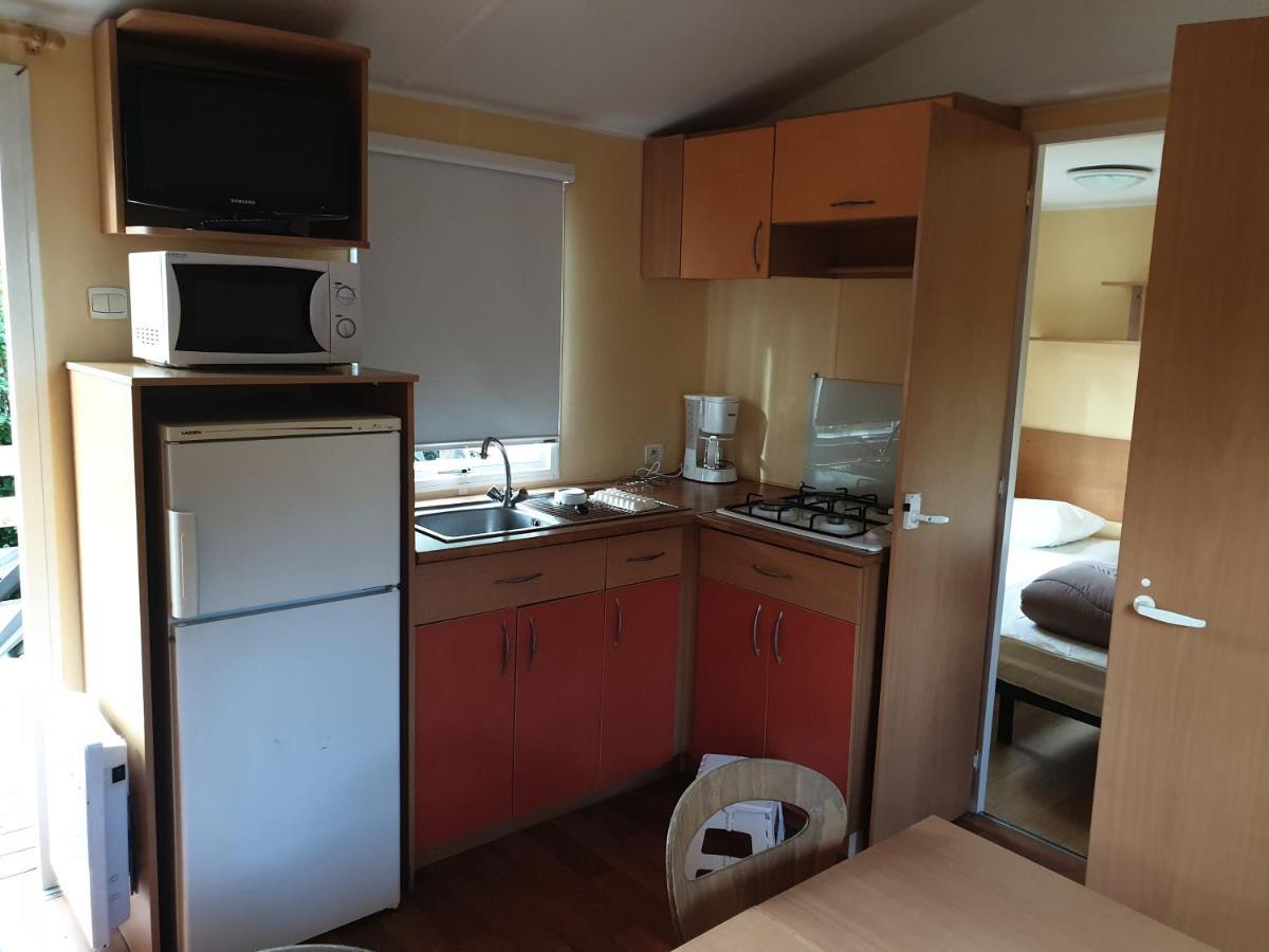 Camping Le Moulin Du Roy Revel  Ngoại thất bức ảnh